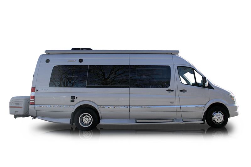 An incredible side shot photo of aMercedes-Benz Sprinter 3500 that you should buy.