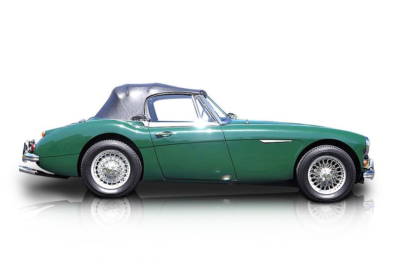 An incredible side shot photo of aAustin Healey 3000 that you should buy.