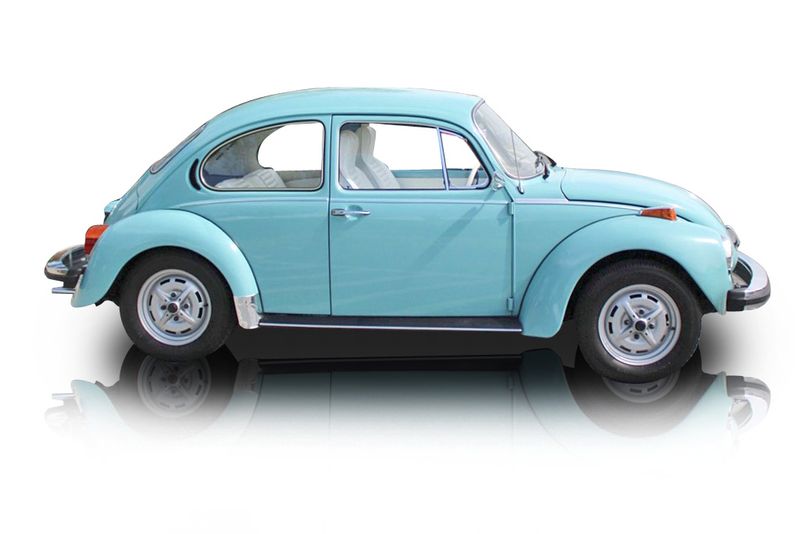 An incredible side shot photo of aVolkswagen Beetle that you should buy.