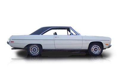 Passenger side photo of 1972 Plymouth Valiant