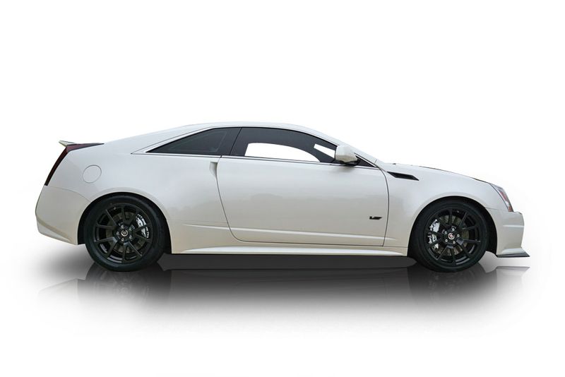 An incredible side shot photo of aCadillac CTS that you should buy.