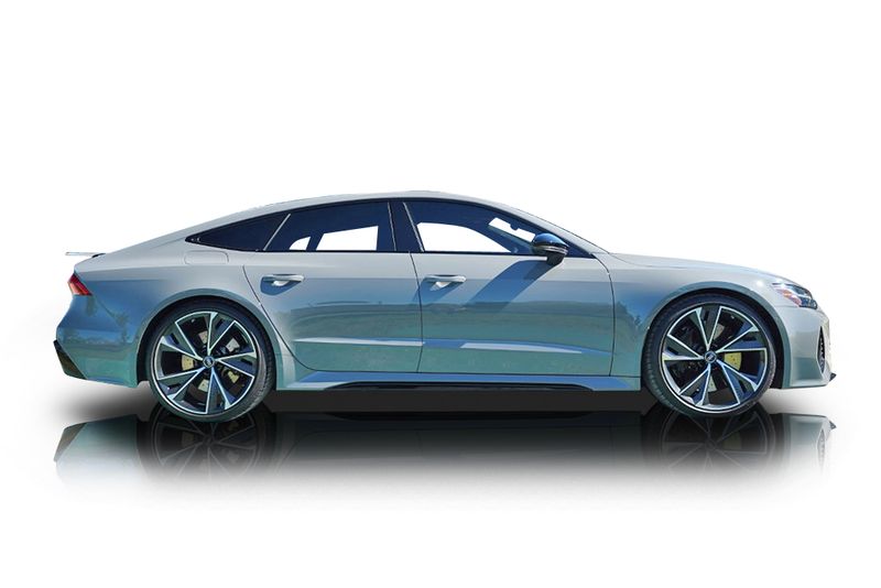 An incredible side shot photo of aAudi RS7 that you should buy.