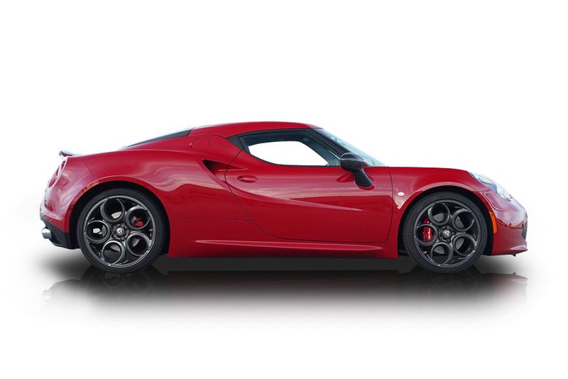 An incredible side shot photo of aAlfa Romeo 4C that you should buy.