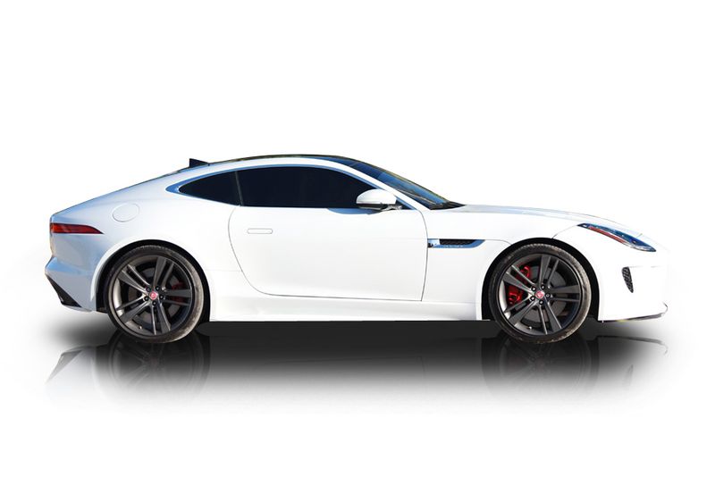An incredible side shot photo of aJaguar F-Type that you should buy.