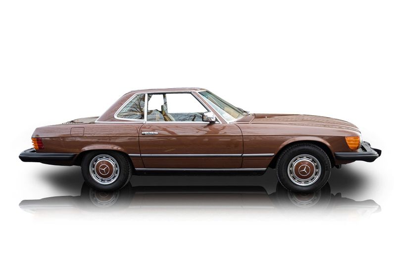 An incredible side shot photo of aMercedes-Benz 450SL that you should buy.