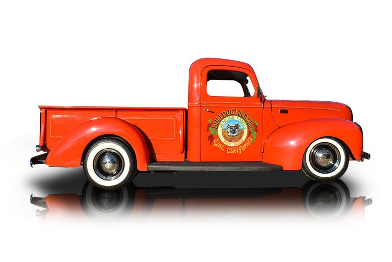 An incredible side shot photo of aFord 1/2 Ton Pickup that you should buy.