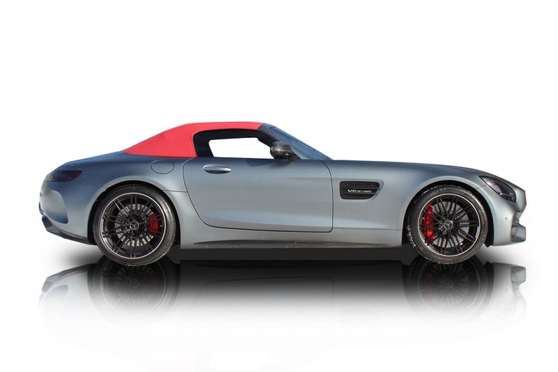 An incredible side shot photo of aMercedes-Benz AMG GT C that you should buy.