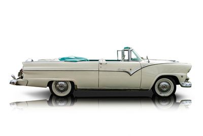 Passenger side photo of 1955 Ford Sunliner