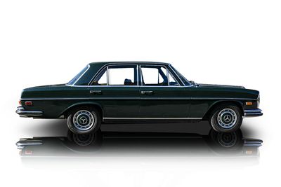 Passenger side photo of 1971 Mercedes-Benz 280SE