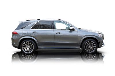 Passenger side photo of 2021 Mercedes-Benz GLE350