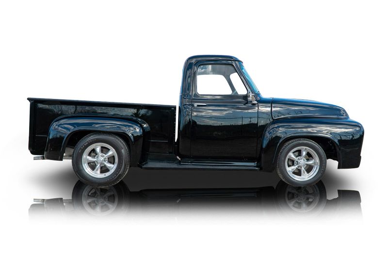 An incredible side shot photo of aFord F-100 that you should buy.
