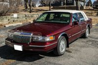 1997 Lincoln Town Car Touring Edition/ Jack Nicklaus Edition for sale