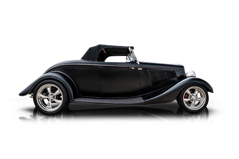 An incredible side shot photo of aFord Roadster that you should buy.