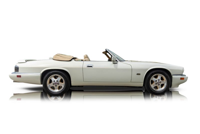 An incredible side shot photo of aJaguar XJS that you should buy.