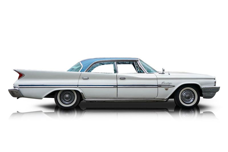 An incredible side shot photo of aChrysler Saratoga that you should buy.