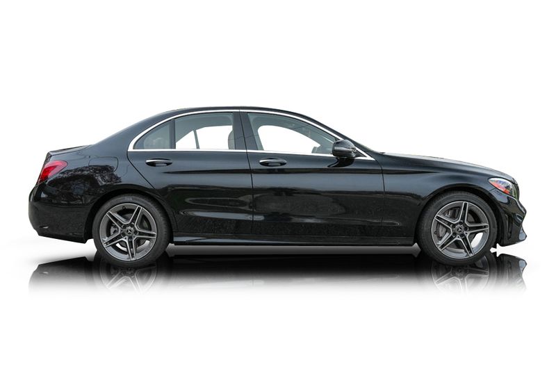 An incredible side shot photo of aMercedes-Benz C300 that you should buy.