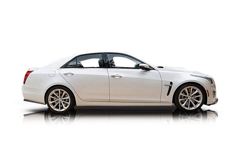 An incredible side shot photo of aCadillac CTS that you should buy.