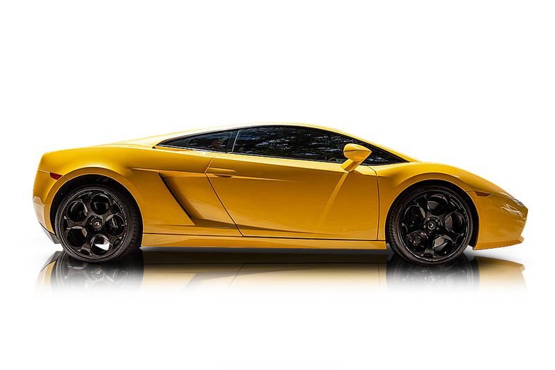 An incredible side shot photo of aLamborghini Gallardo that you should buy.