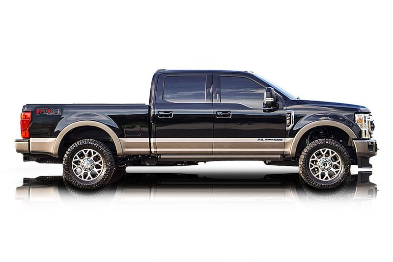 An incredible side shot photo of aFord F-250 that you should buy.