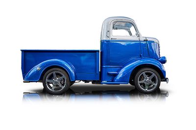 Passenger side photo of 1940 GMC A-Series