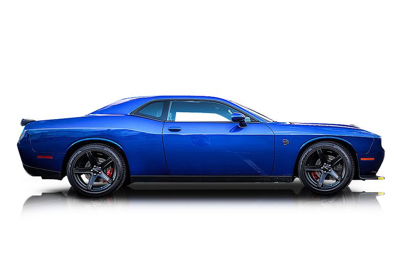 An incredible side shot photo of aDodge Challenger that you should buy.