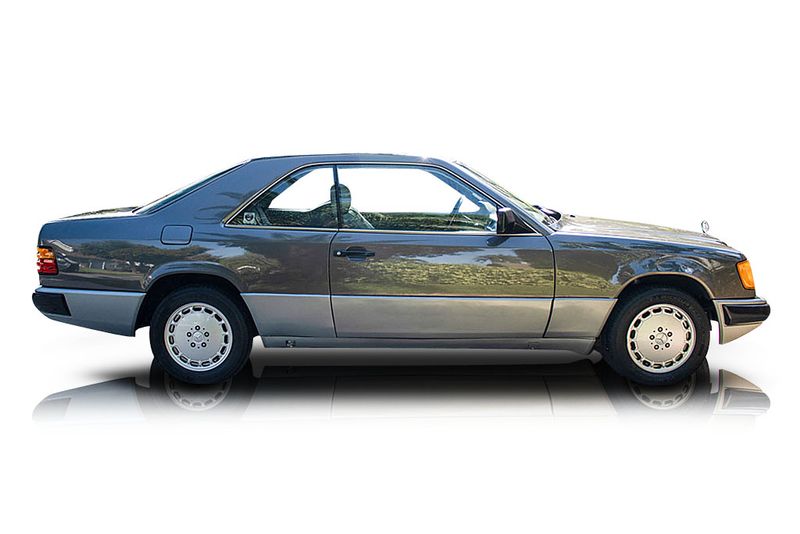 An incredible side shot photo of aMercedes-Benz 300CE that you should buy.