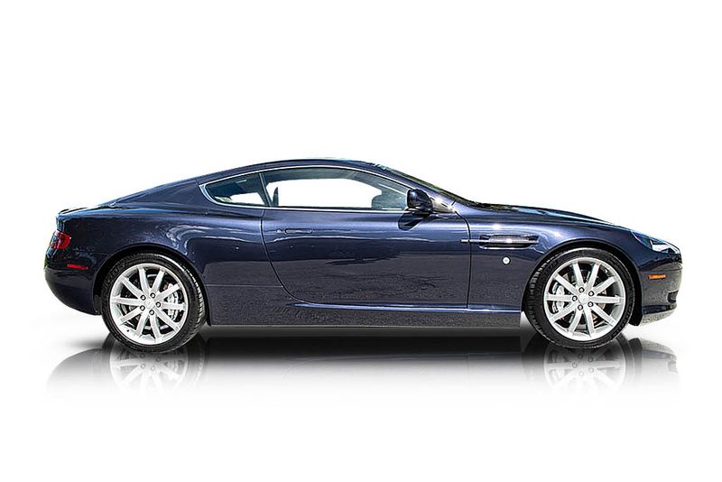 An incredible side shot photo of aAston Martin DB9 that you should buy.