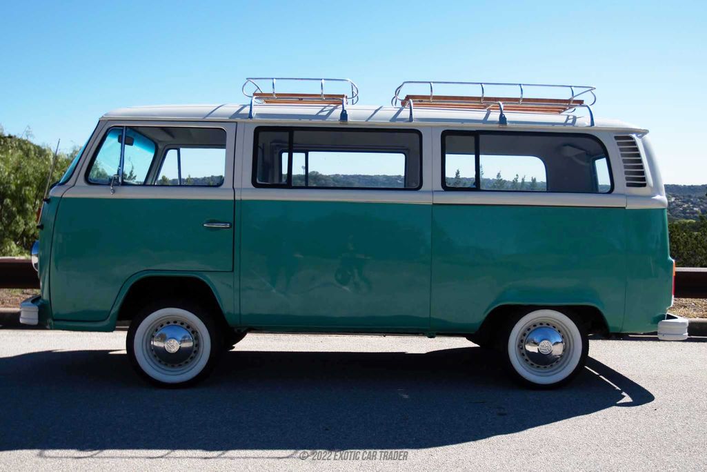 1974 Volkswagen Bus for sale