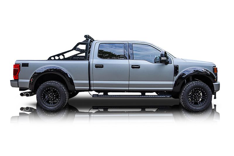 An incredible side shot photo of aFord F-250 that you should buy.