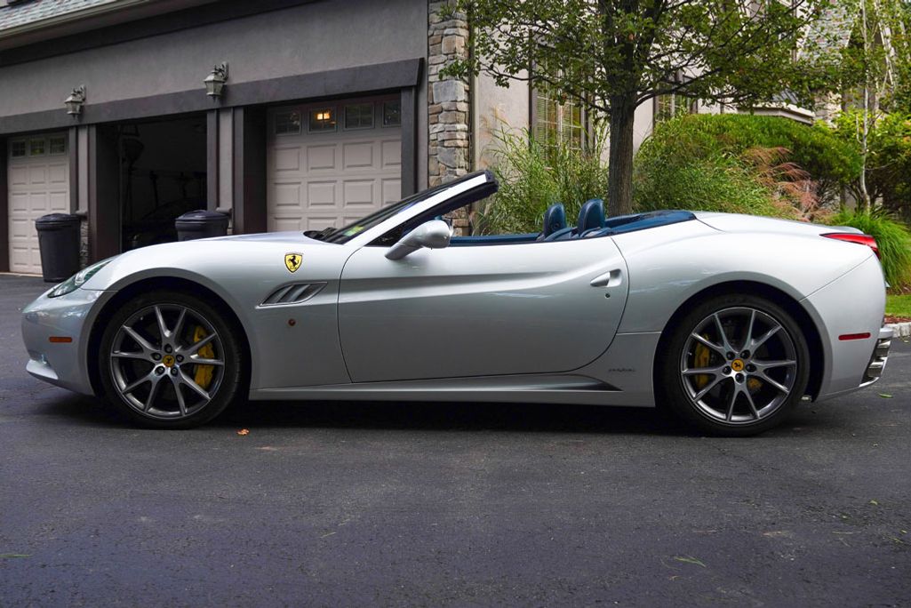 2013 Ferrari California Convertible for sale