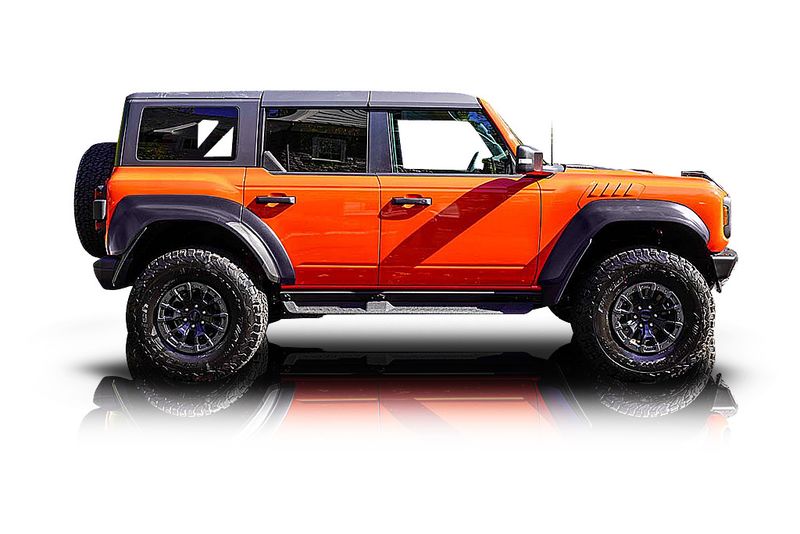 An incredible side shot photo of aFord Bronco that you should buy.