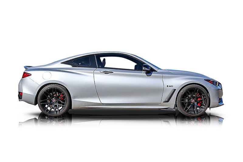 An incredible side shot photo of aInfiniti Q60 that you should buy.