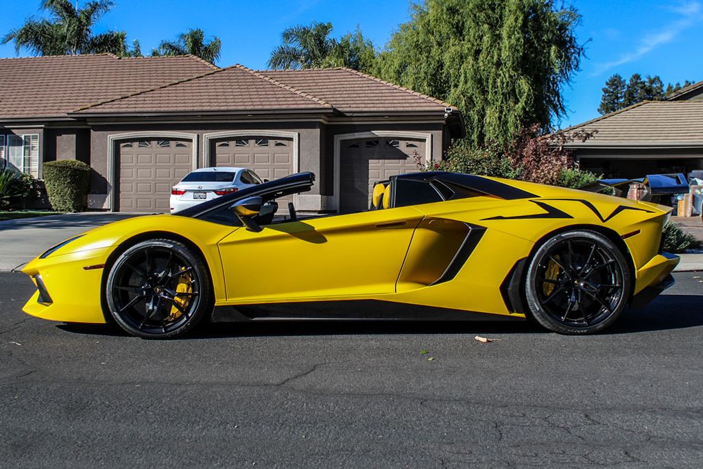 2015 Lamborghini Aventador Roadster for sale