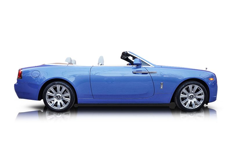 An incredible side shot photo of aRolls-Royce Dawn that you should buy.