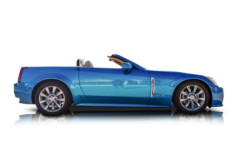 An incredible side shot photo of aCadillac XLR that you should buy.