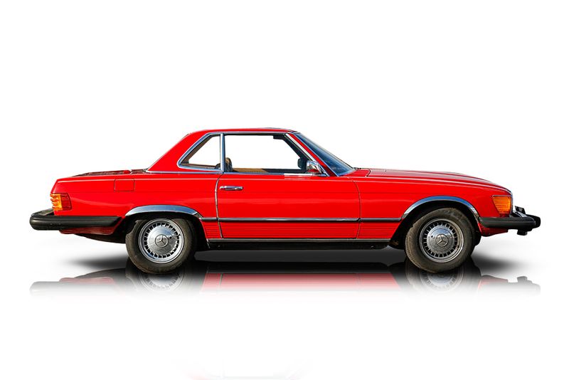 An incredible side shot photo of aMercedes-Benz 450SL that you should buy.