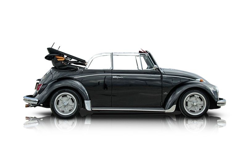 An incredible side shot photo of aVolkswagen Beetle that you should buy.