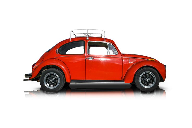 An incredible side shot photo of aVolkswagen Beetle that you should buy.