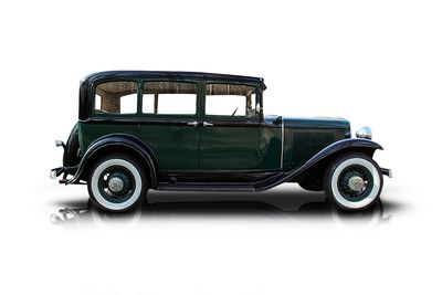 Passenger side photo of 1931 DeSoto Six