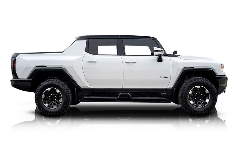 An incredible side shot photo of aGMC Hummer EV that you should buy.