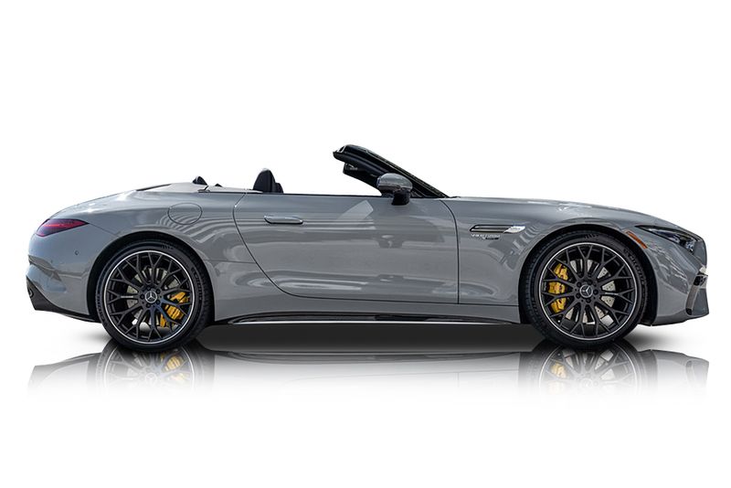 An incredible side shot photo of aMercedes-Benz SL63 AMG that you should buy.