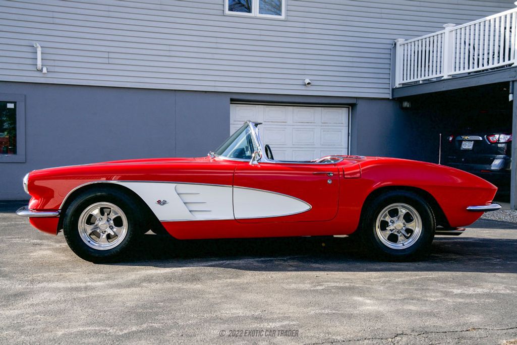 1961 Chevrolet Corvette convertible for sale