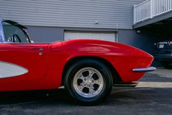1961 Chevrolet Corvette convertible for sale