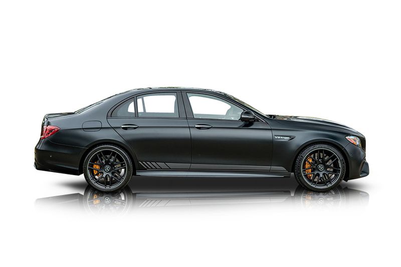 An incredible side shot photo of aMercedes-Benz E63 AMG S that you should buy.
