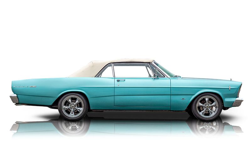 An incredible side shot photo of aFord Galaxie 500 that you should buy.