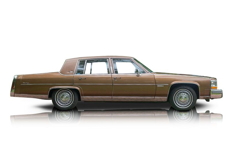 An incredible side shot photo of aCadillac Fleetwood that you should buy.