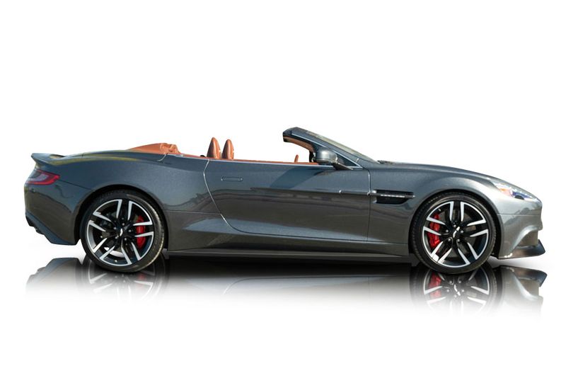 An incredible side shot photo of aAston Martin Vanquish that you should buy.
