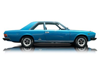Passenger side photo of 1973 Fiat 130