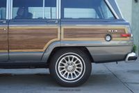 1989 Jeep Grand Wagoneer for sale