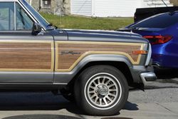 1989 Jeep Grand Wagoneer for sale